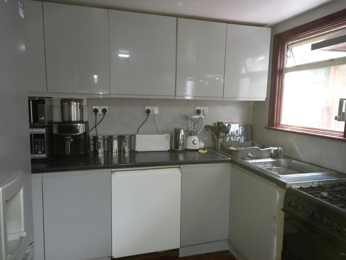 Bubblesbnb- 4 Bedroom House Londyn Zewnętrze zdjęcie